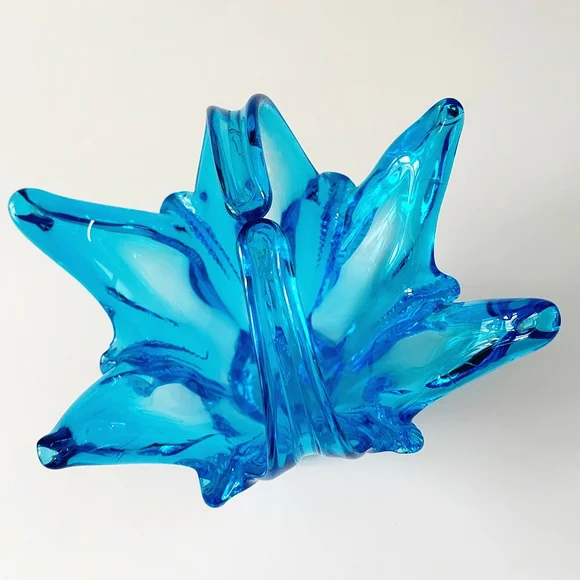 Chalet Glass Blue Freeform Collectible 7.5-inch | MCM Hand Blown Art Glass - Picture 5 of 13